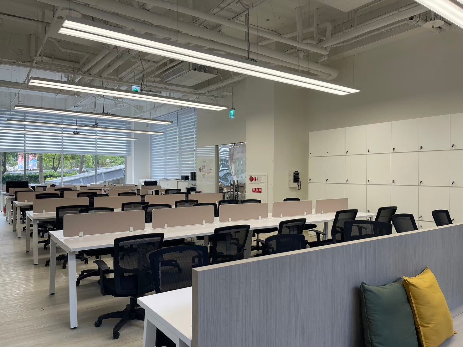 信義區共享辦公室推薦：固定座、自由座、彈性會員怎麼挑？